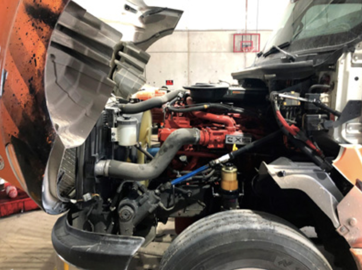 this image shows mobile truck engine diagnostics and repair services in Elizabethtown, KY